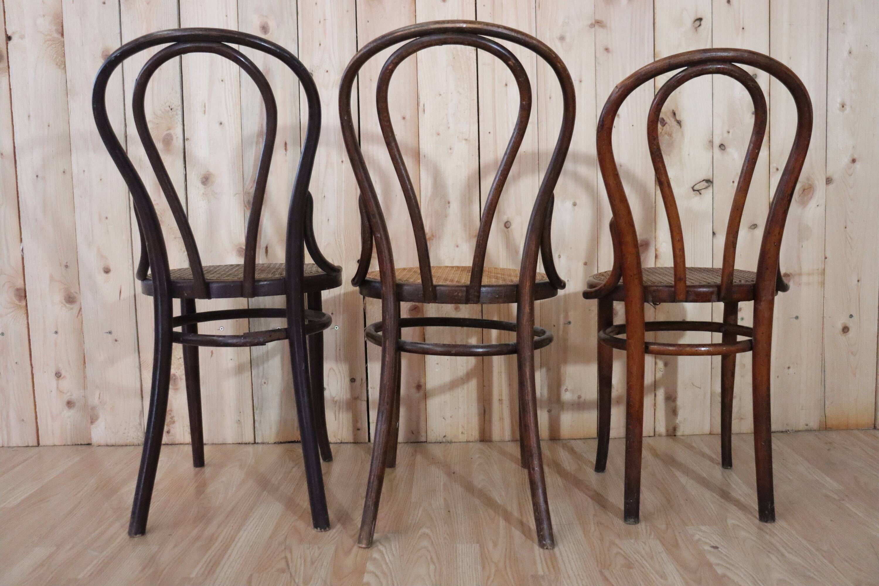 Set of six bistro chairs n°18 Thonet