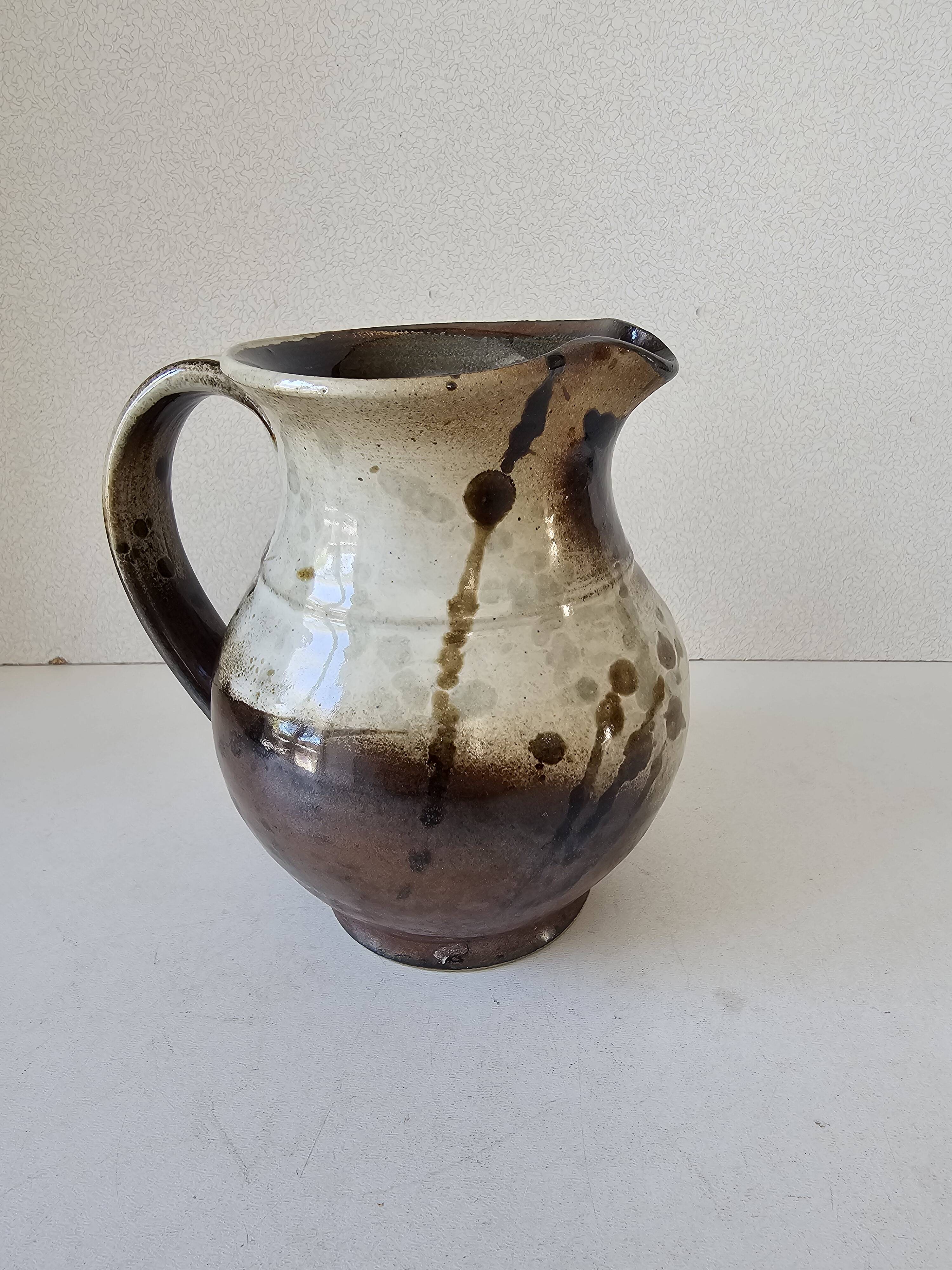 Glazed ceramic pitcher - Signed PN (Poterie Nault)