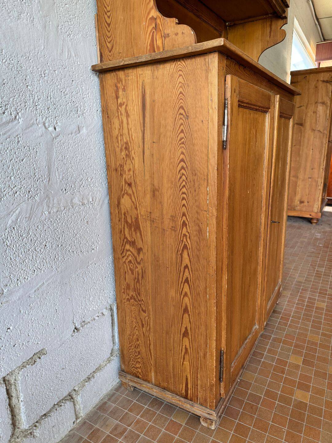 Pine sideboard - Early 20th century