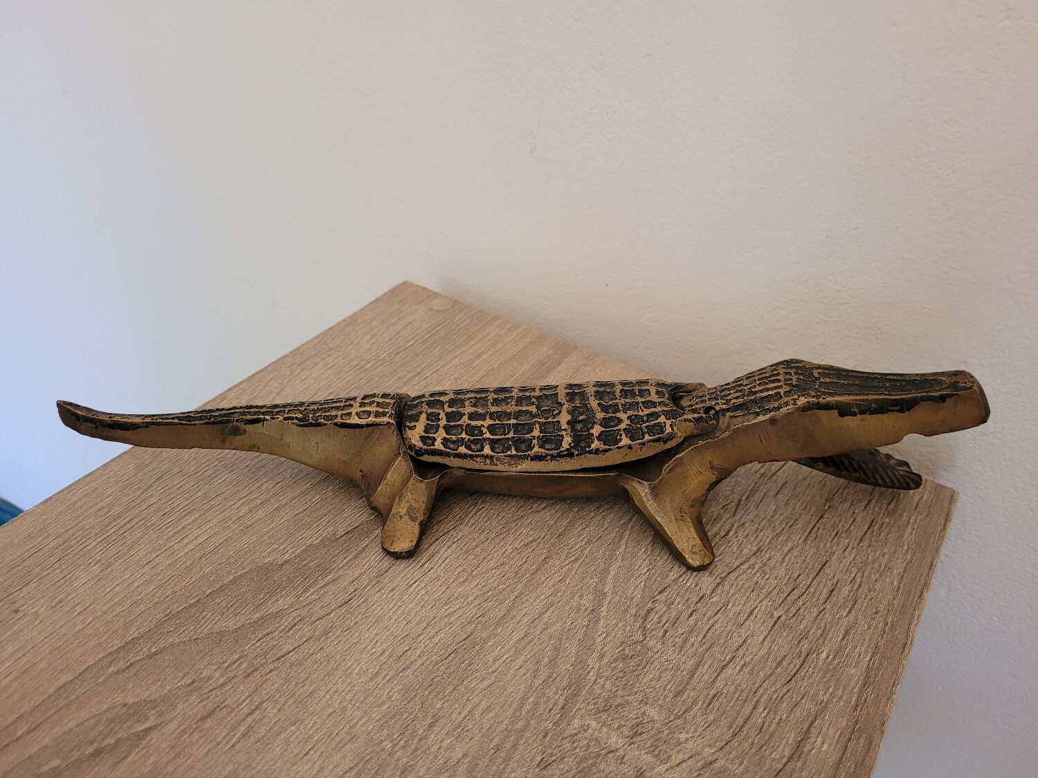 Crocodile en laiton