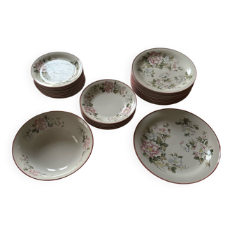 Japanese porcelain service
