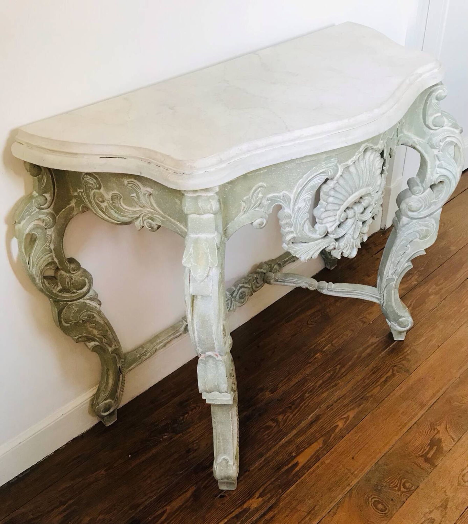 Baroque console
