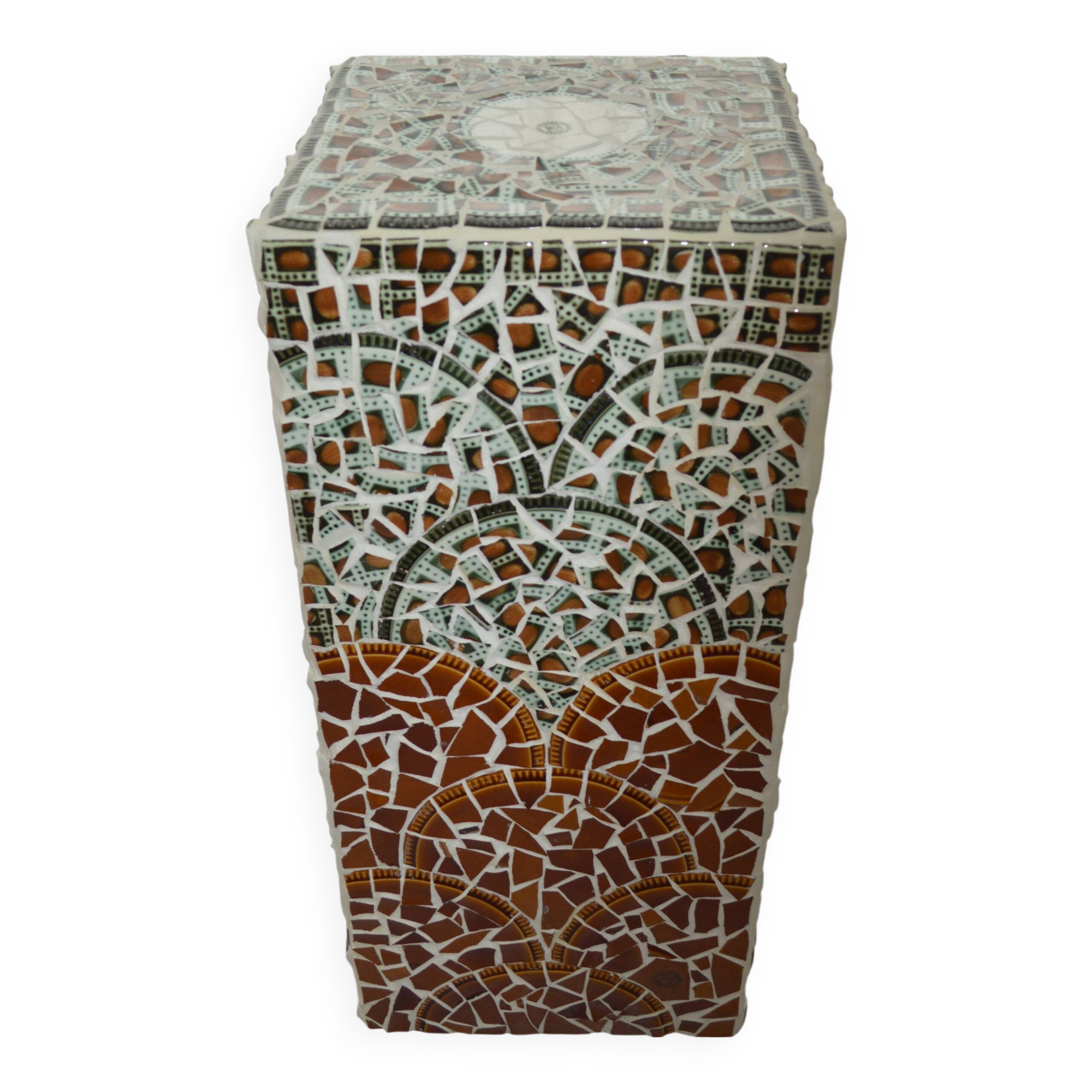 Mosaic column stele from the 1970s