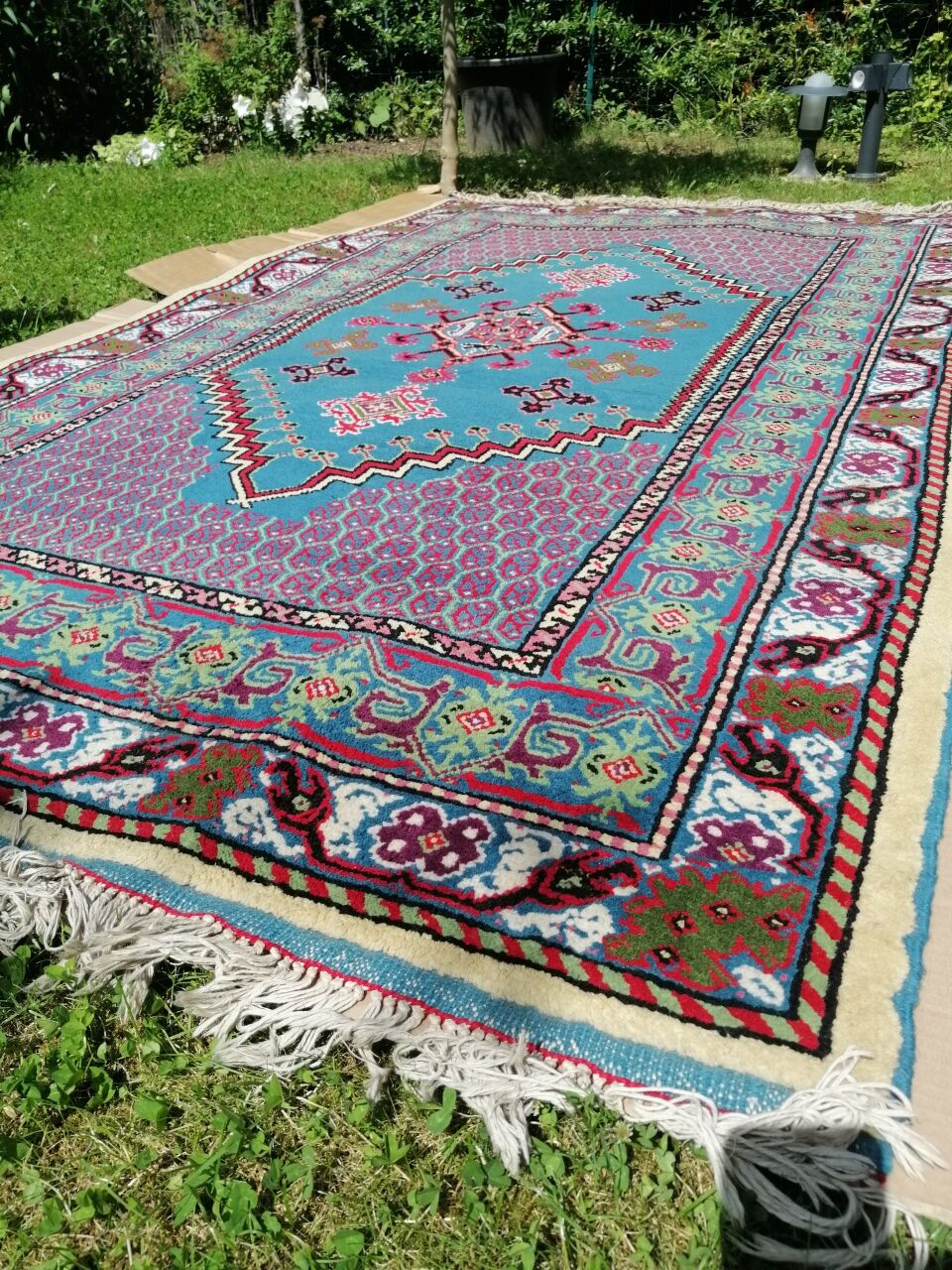 Tunisian carpet in turquoise wool and fuchsia 157x267cm