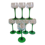 8 Alsace wine glasses with engraved green grape cluster decoration