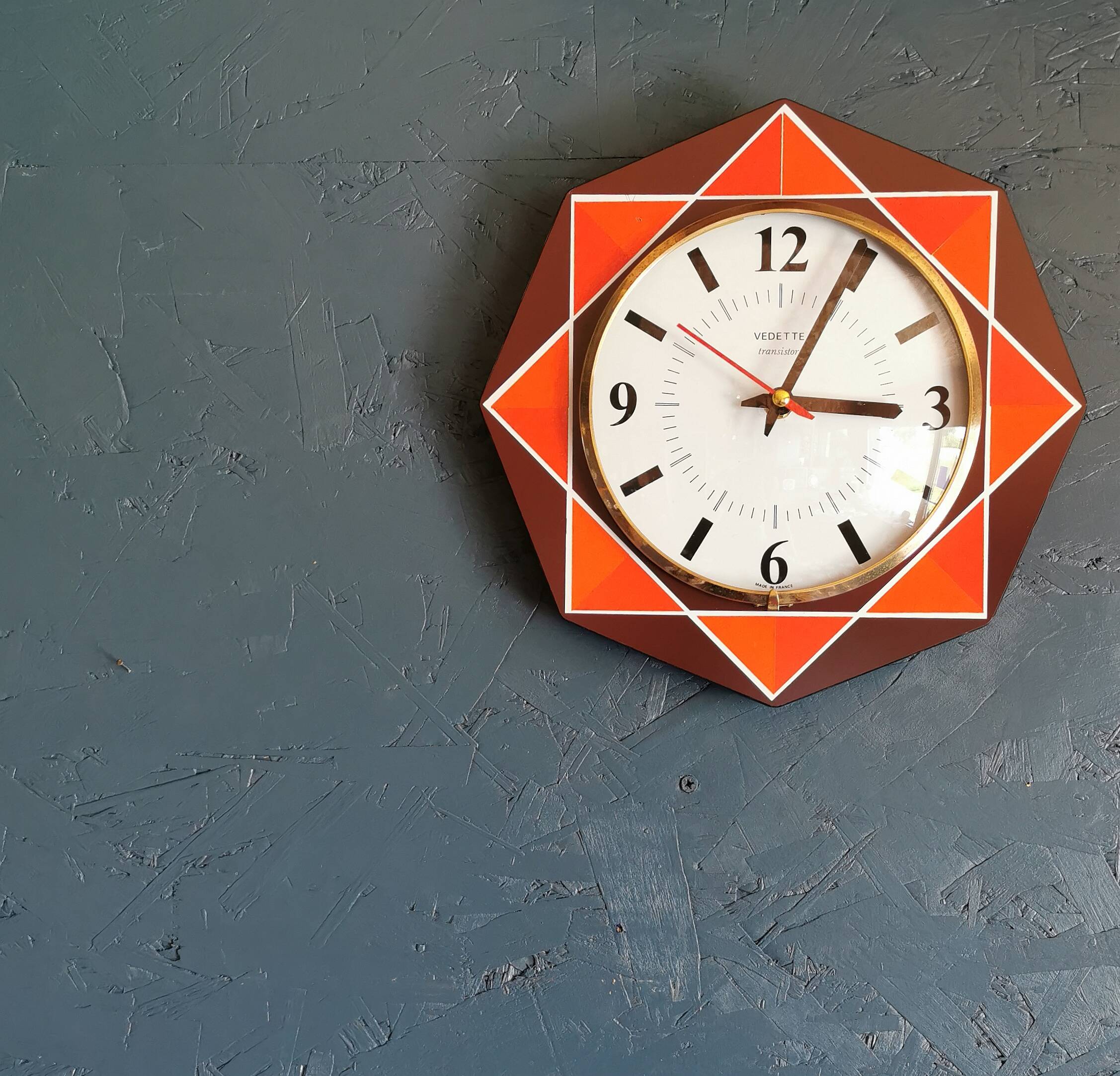 Vintage formica clock silent octagonal wall pendulum "Star chocolate orange"