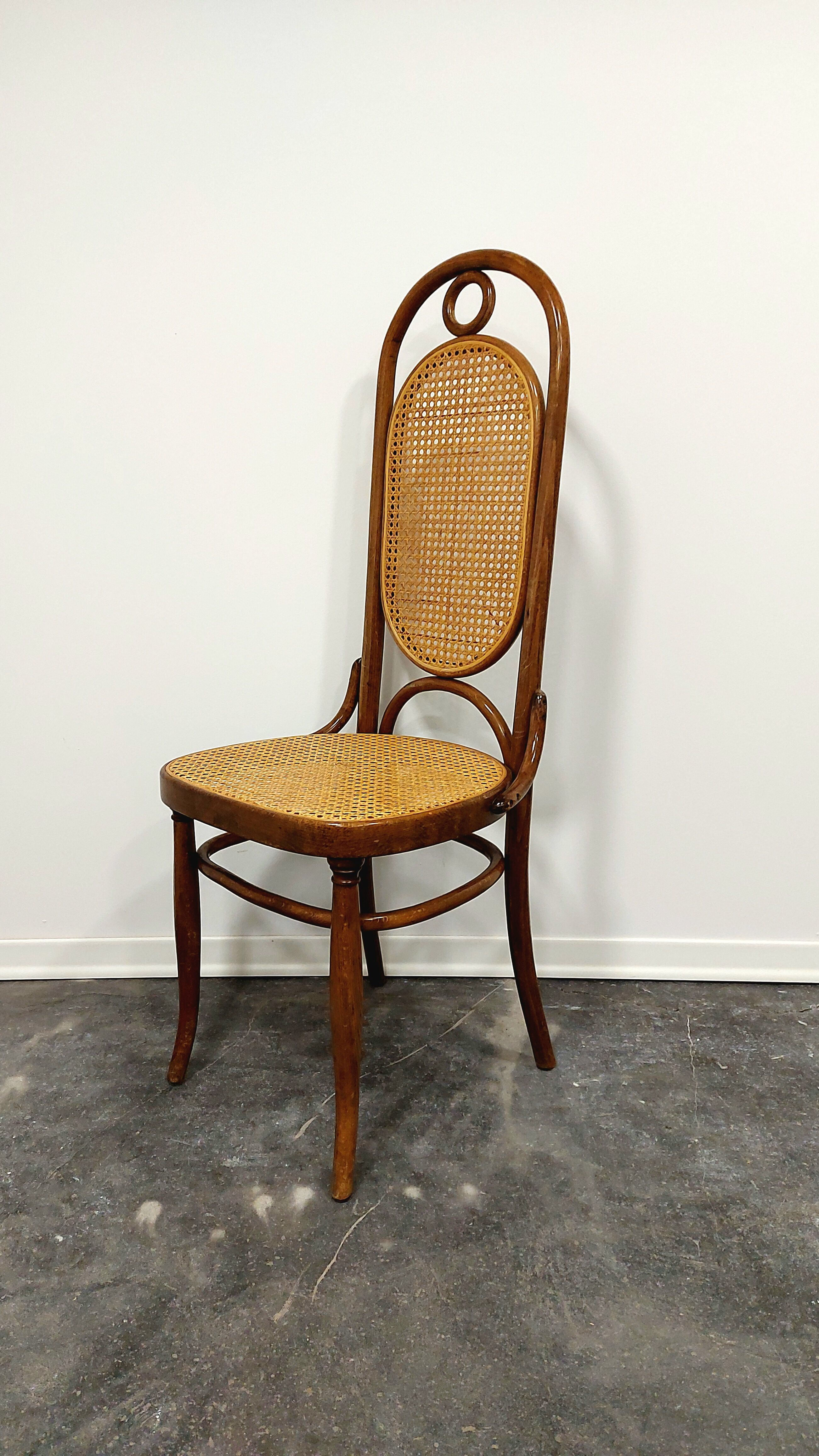 Dining chair, bentwood, m 17, high back