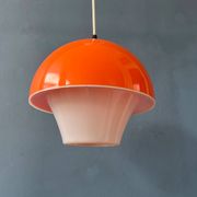 Suspension Space Age en verre acrylique orange et blanc