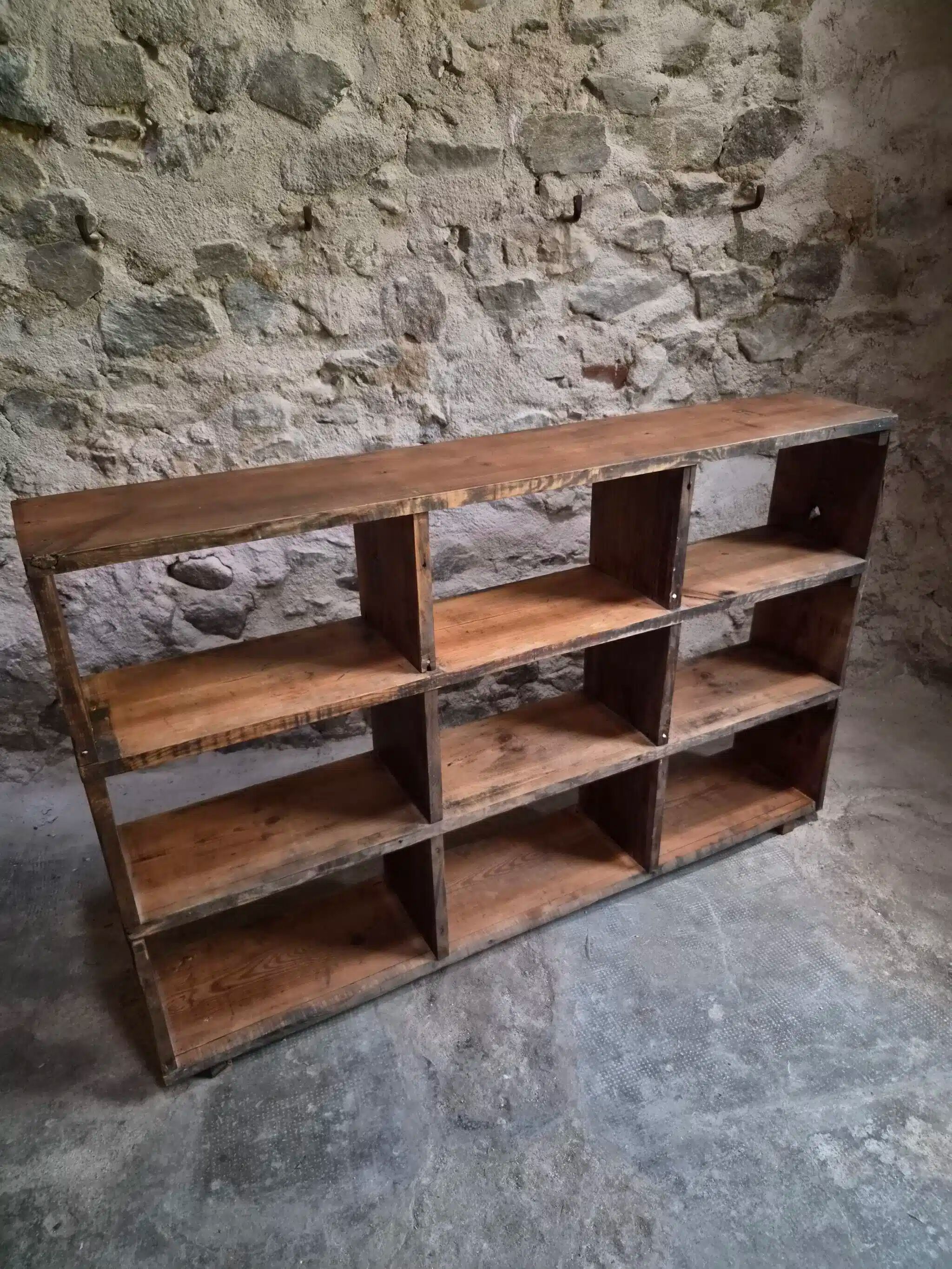 Old workshop shelf in French pine, industrial shoe cabinet, around 1900.