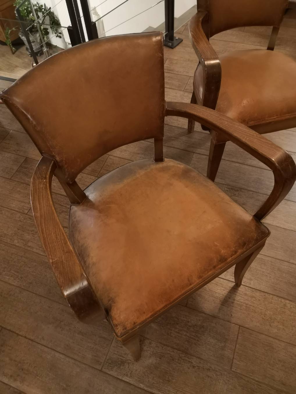 Club Bridge armchair in Bazane leather
