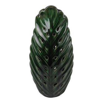 Imitation leaf vase