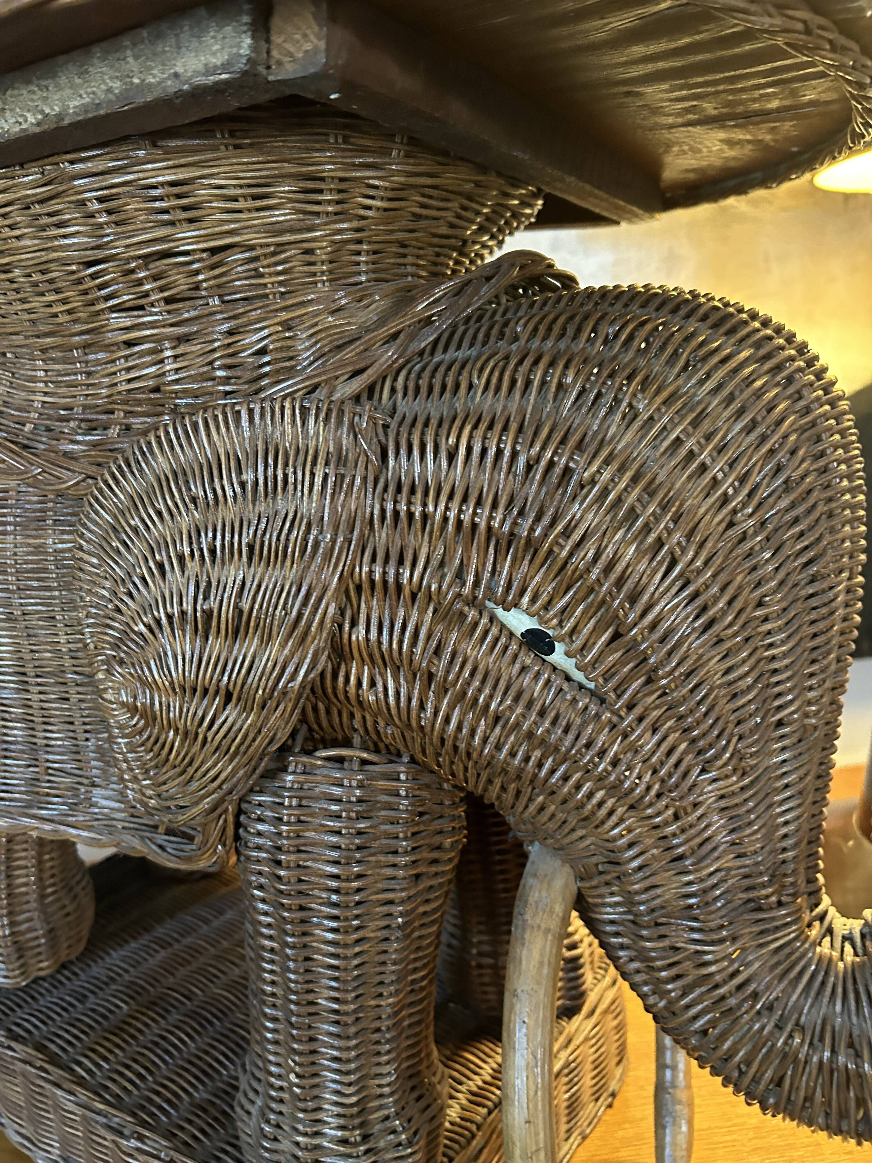 Rattan Elephant table in the style of Vivaï del Sud, Italy 1970