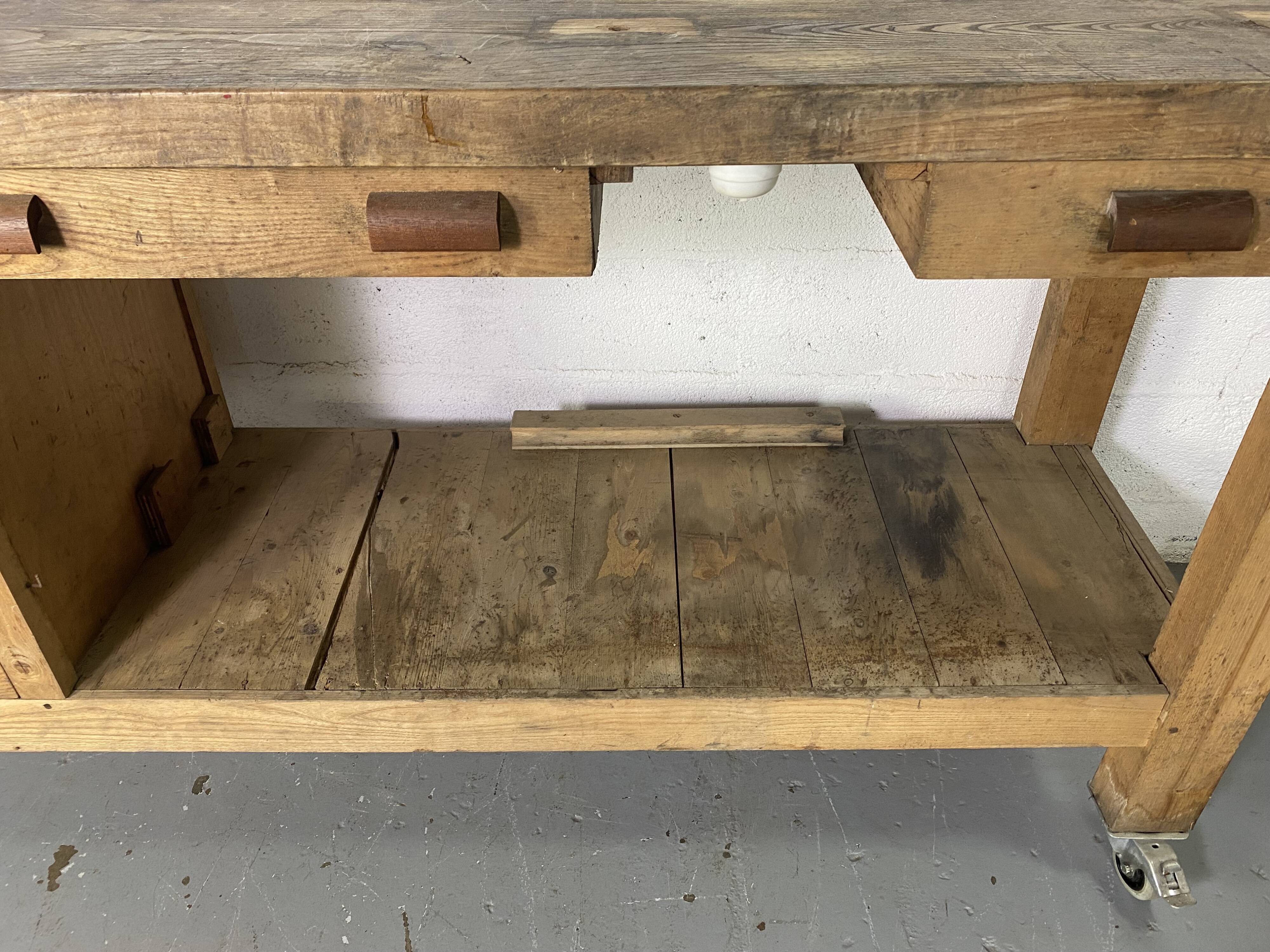 Workbench on wheels - 225 cm