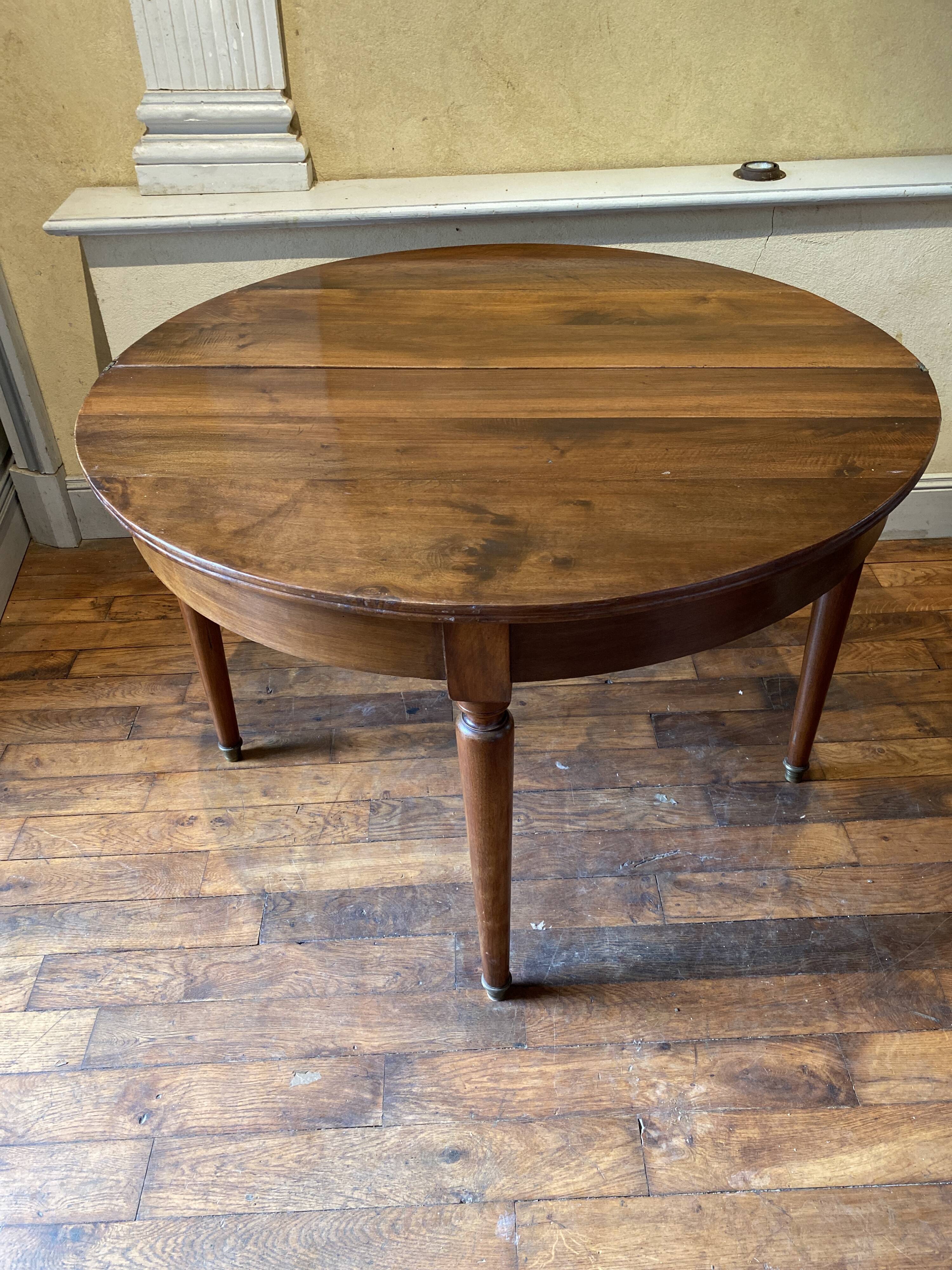 Half moon table in walnut style Louis philippe