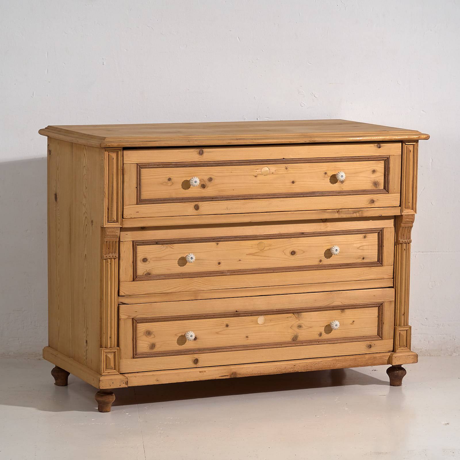 Antique bedroom chest of drawers (circa 1920) #87