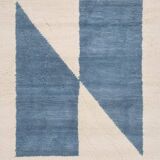 Handmade pure wool Moroccan rug size 150 x 250 cm