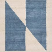 Handmade pure wool Moroccan rug size 150 x 250 cm