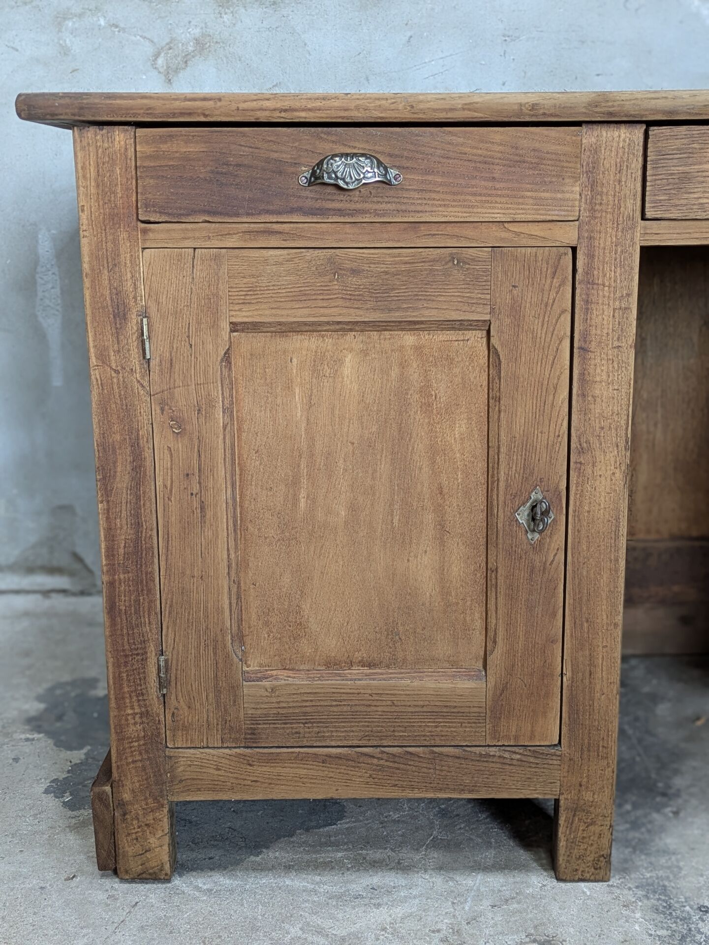 Bureau comptoir ancien