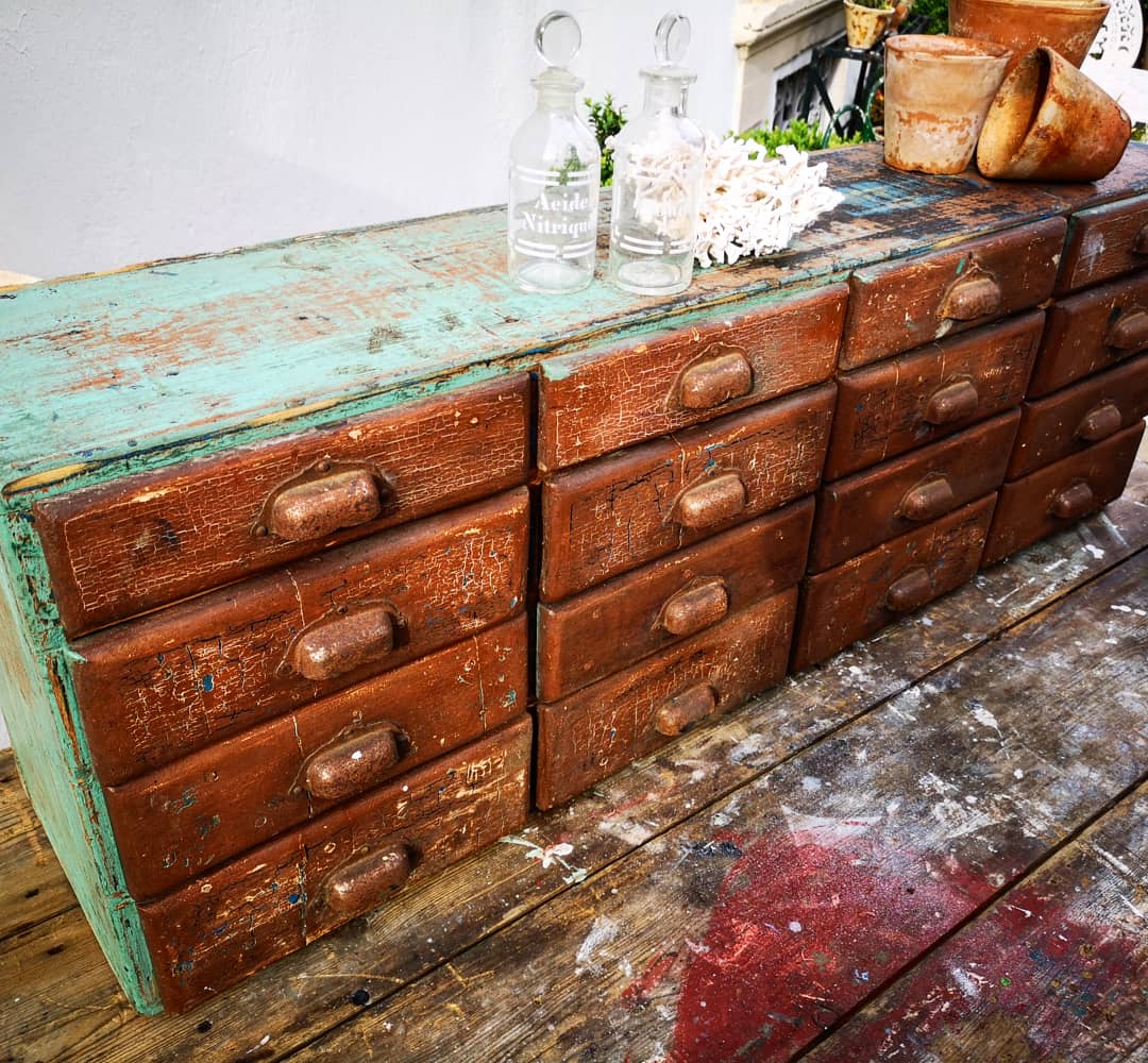 Small piece of furniture, 16 drawers.
