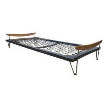 Bed, designed by Fred Ruf for Wohnbedarf, Switzerland, 1950s.No.2