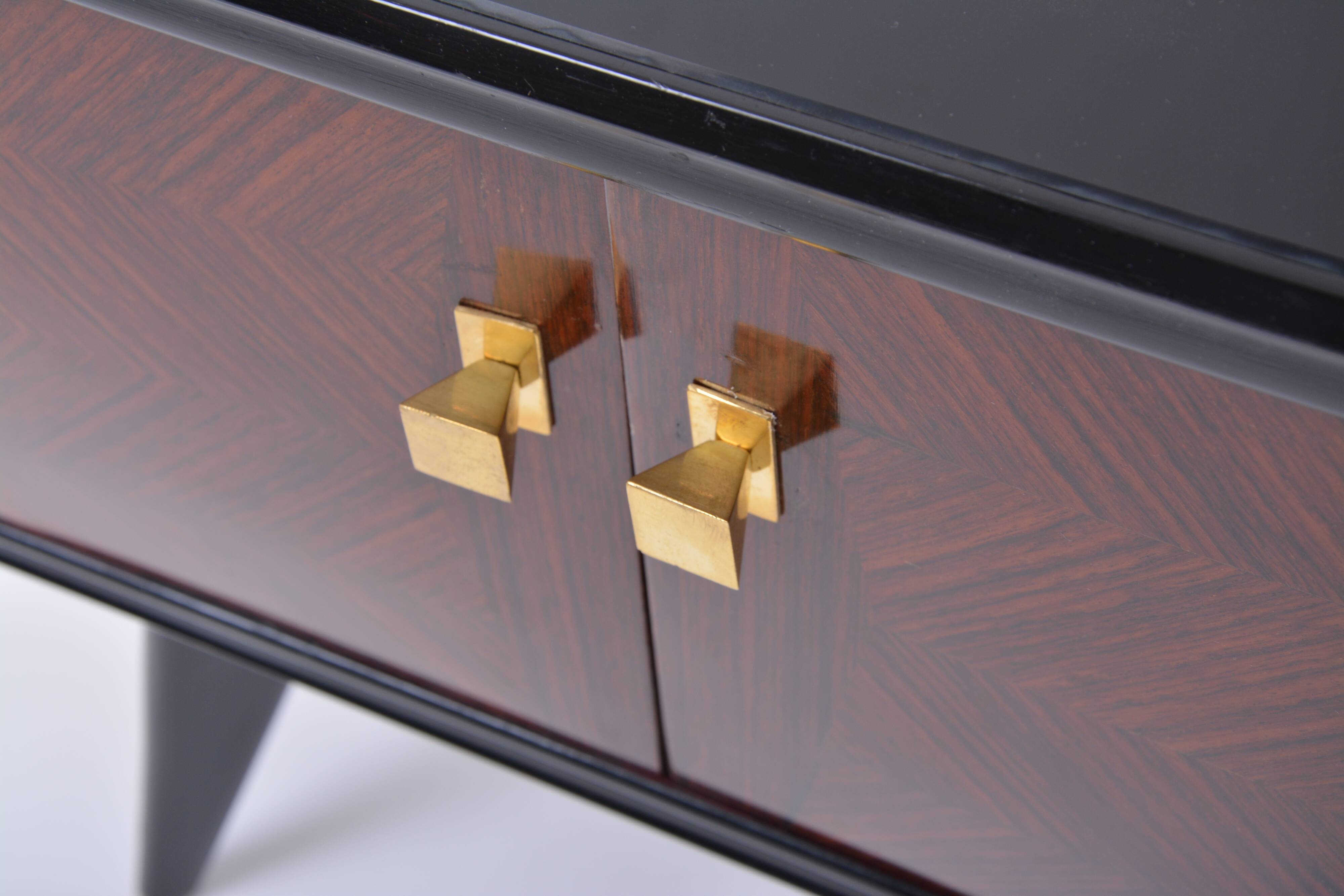 Pair of Italian Midcentury Nightstands with Sculptural Base
