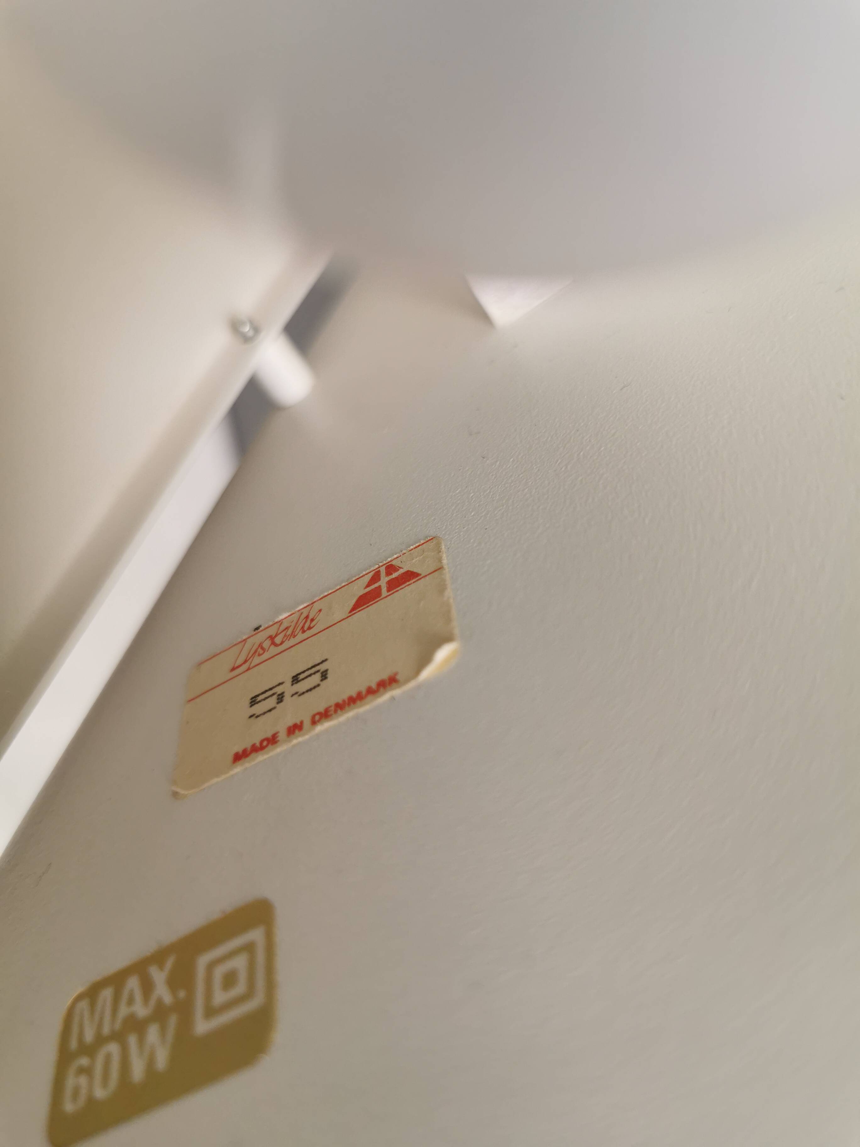 Applique murale inversée de Lyskilde danois des années 1980.