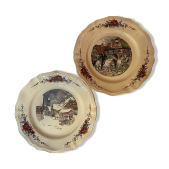 2 assiettes de la faïencerie de Sarreguemines signées H. LOUX