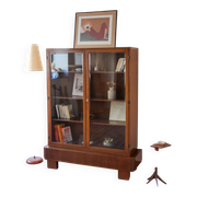 Bibliothèque vitrée en noyer, esprit Art déco, années 60
