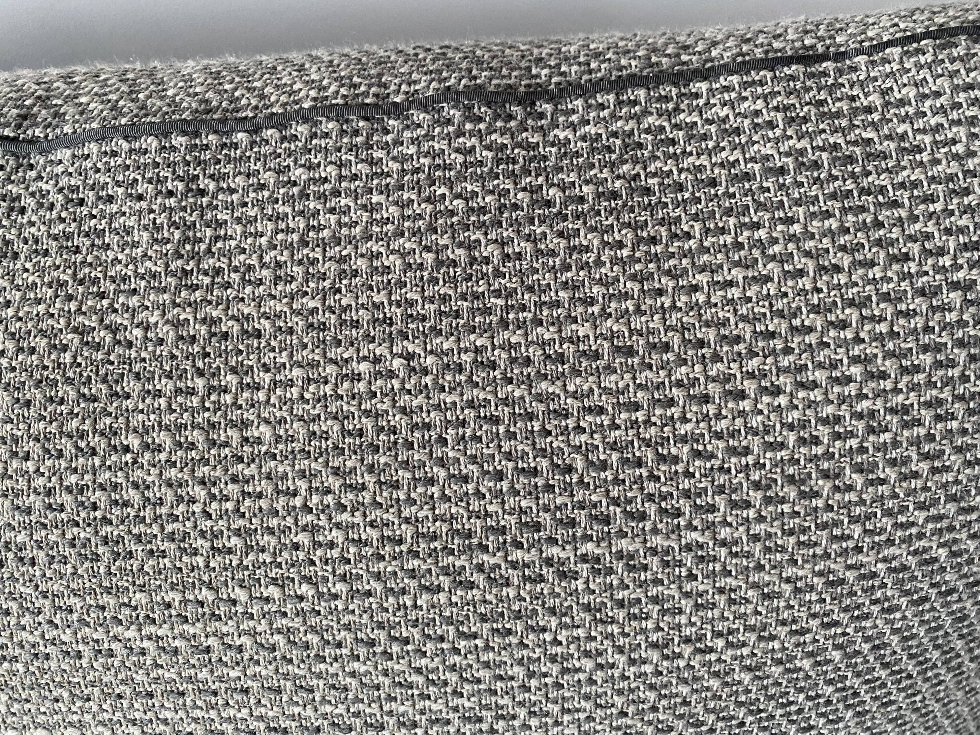 Roche bobois sofa itinerary