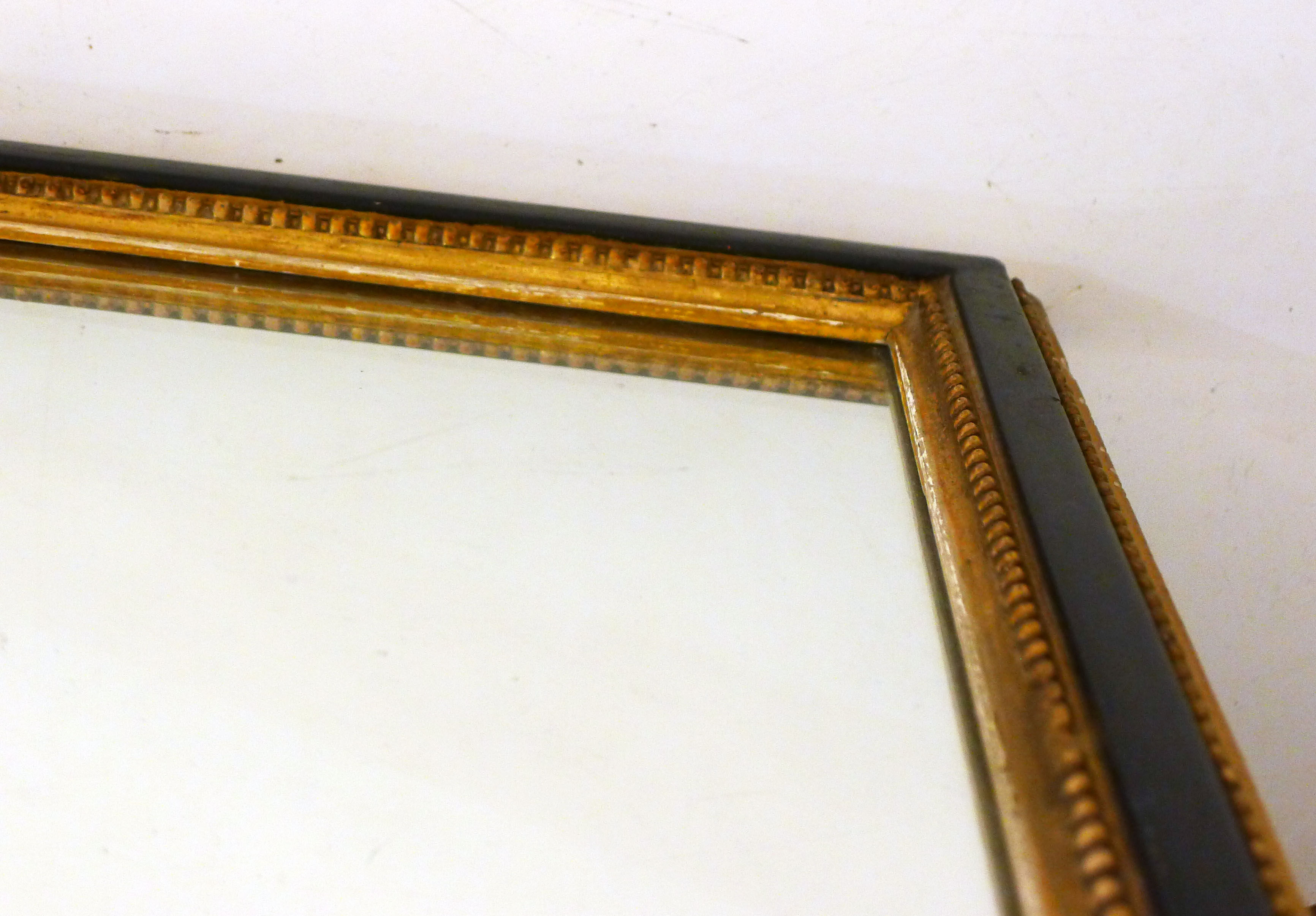Miroir noir et frises de perles dorées - 42x42cm