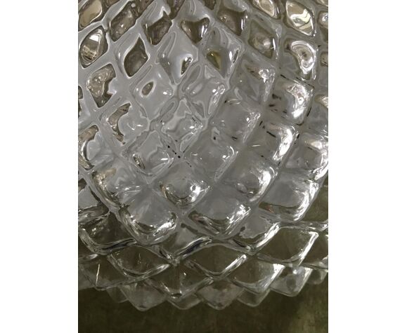 Ceiling lamp with molded glass globe