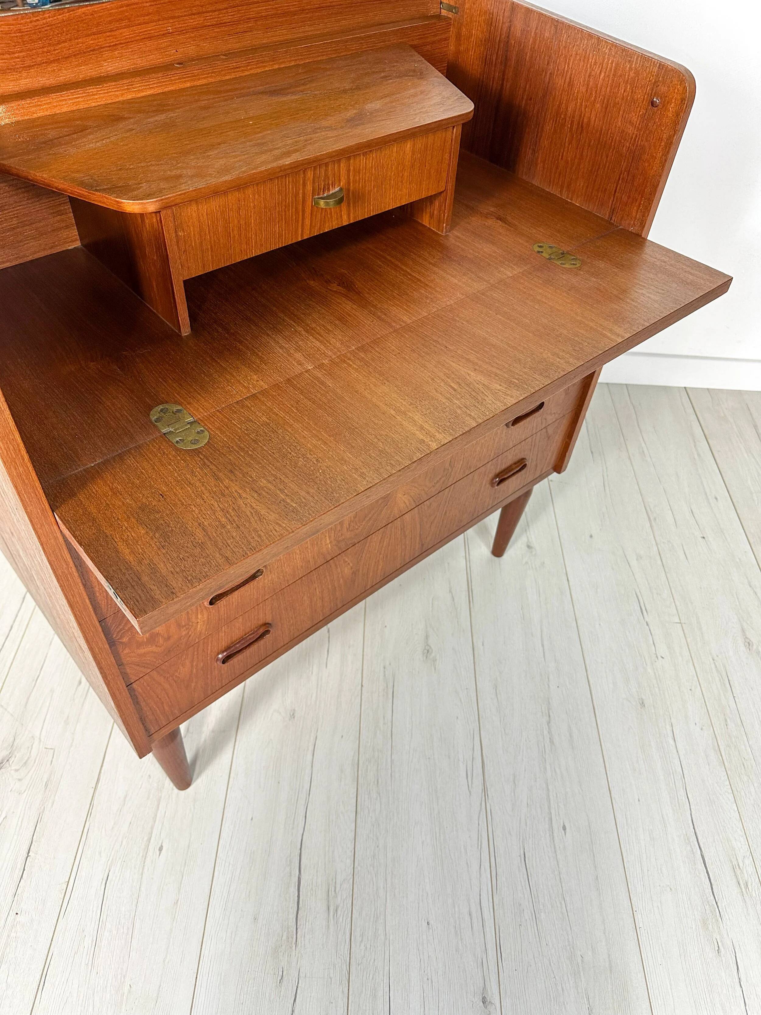 1960s Vintage Original Danish Teak Dresser with Mirror