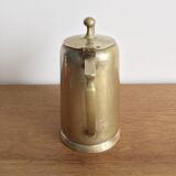 Théière vintage en laiton
