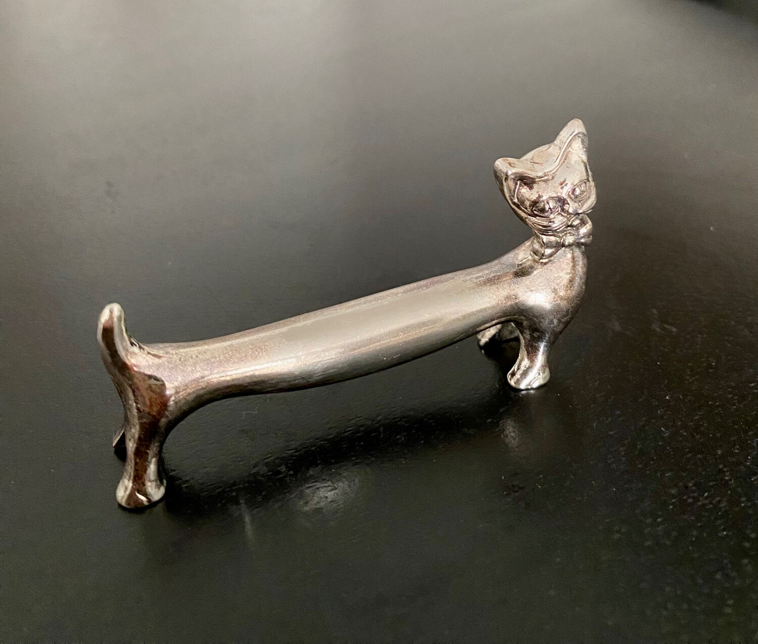 6 various animal knife holders in silver metal