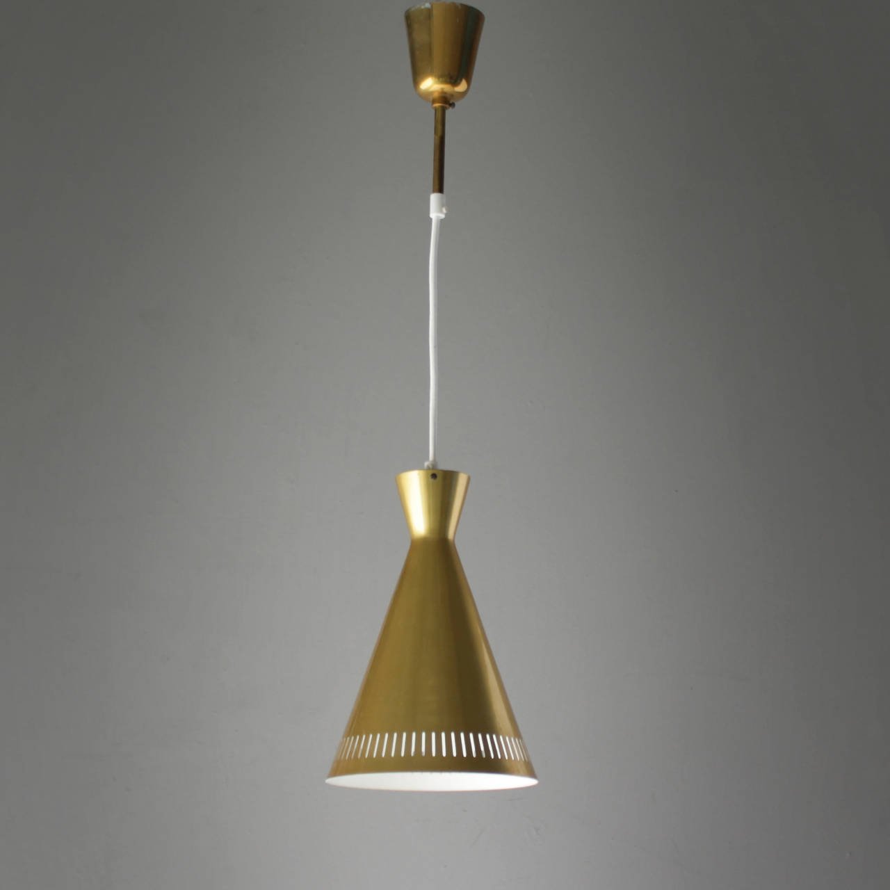 Pair of Scandinavian diabolo suspensions brass