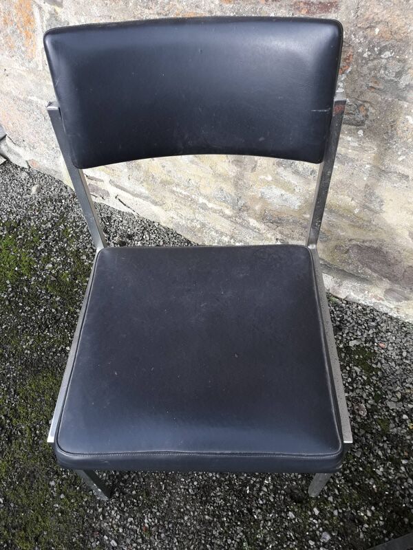 Paire de chaises OEM Strafor 1960 skaï métal chromé