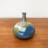 Mid-century German studio pottery vase by Janne Reckert-Cordua, 1960s.