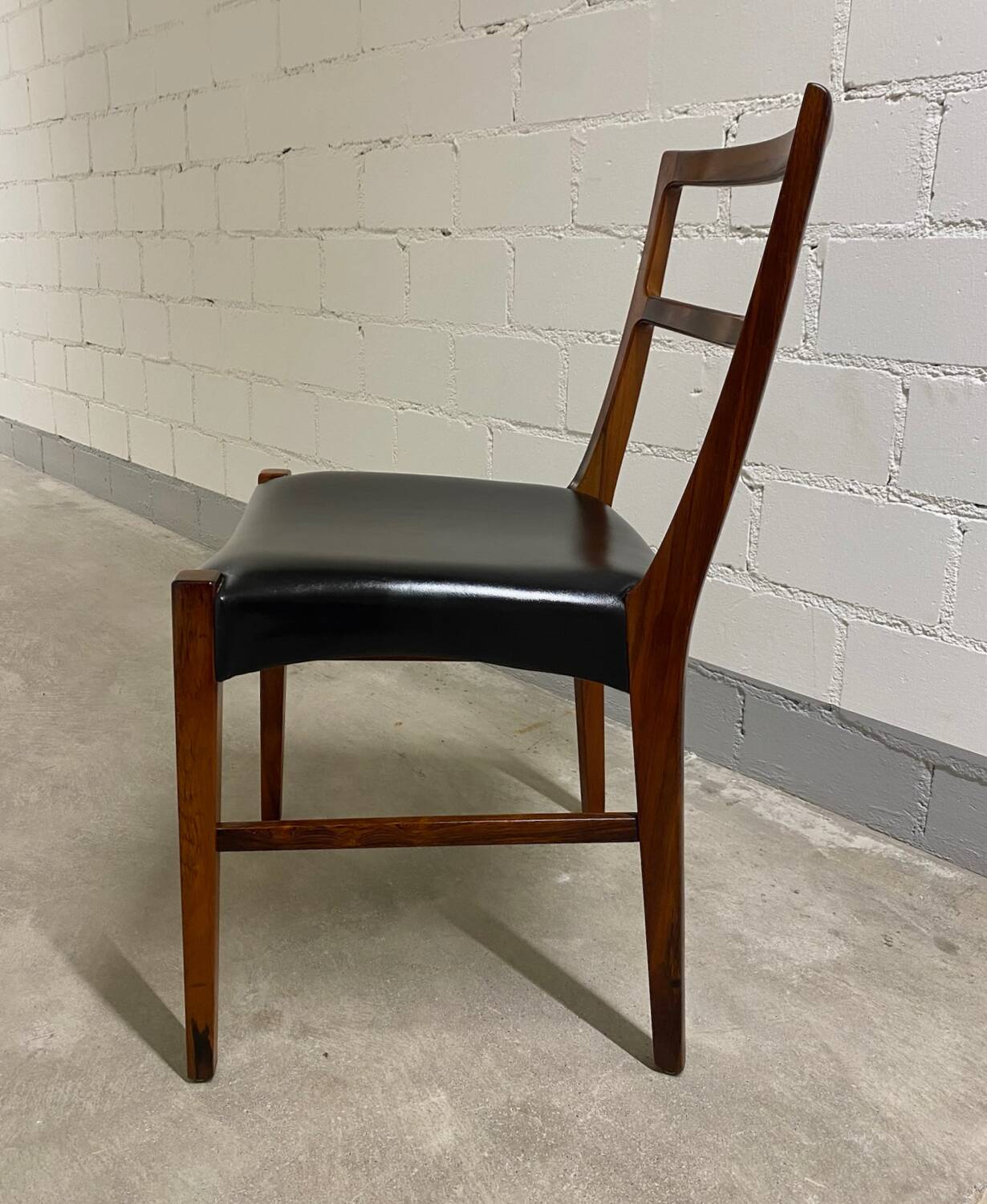 6x Rosewood Chairs by Johannes Andersen