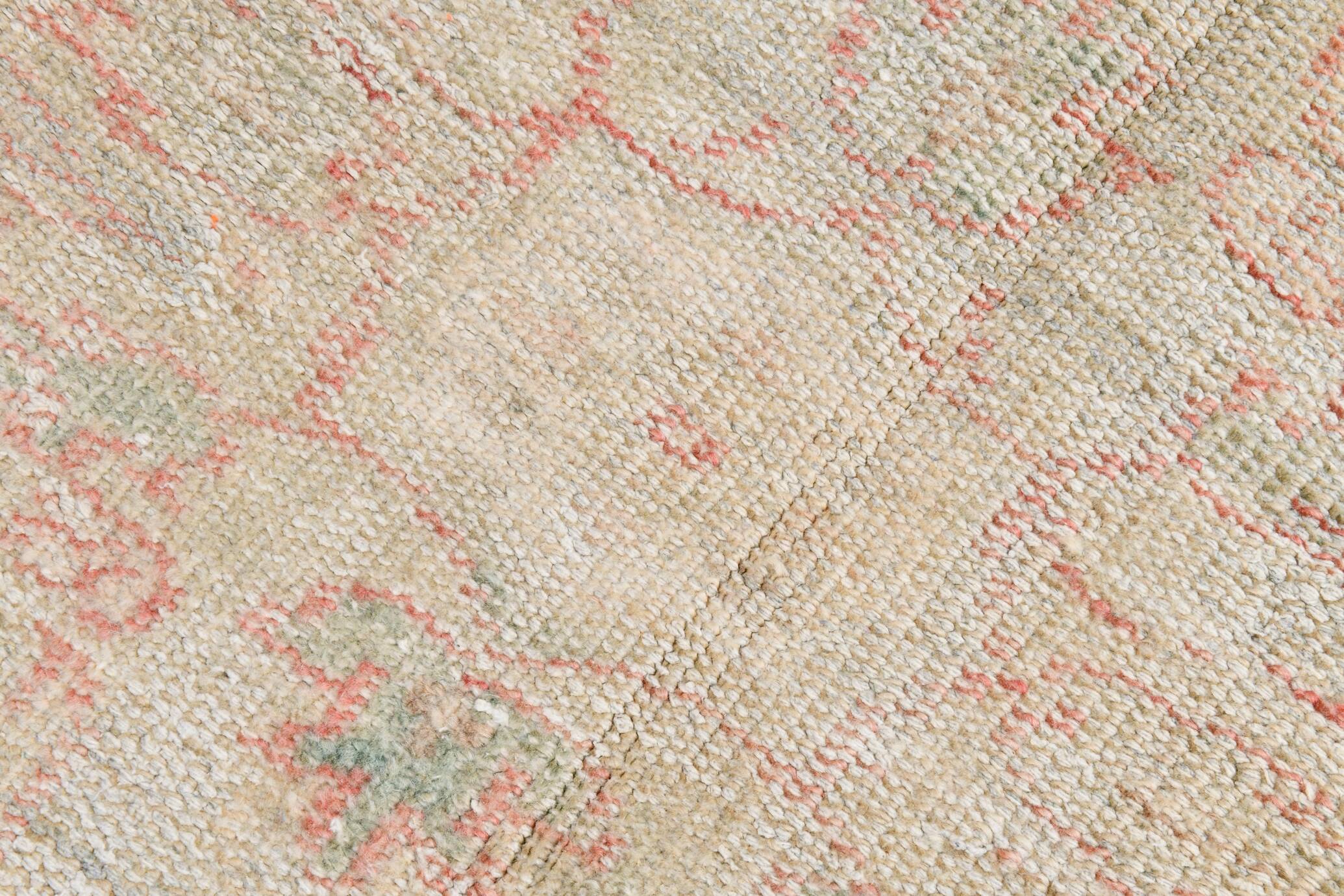 6x9 Pale Red & Beige Vintage Rug