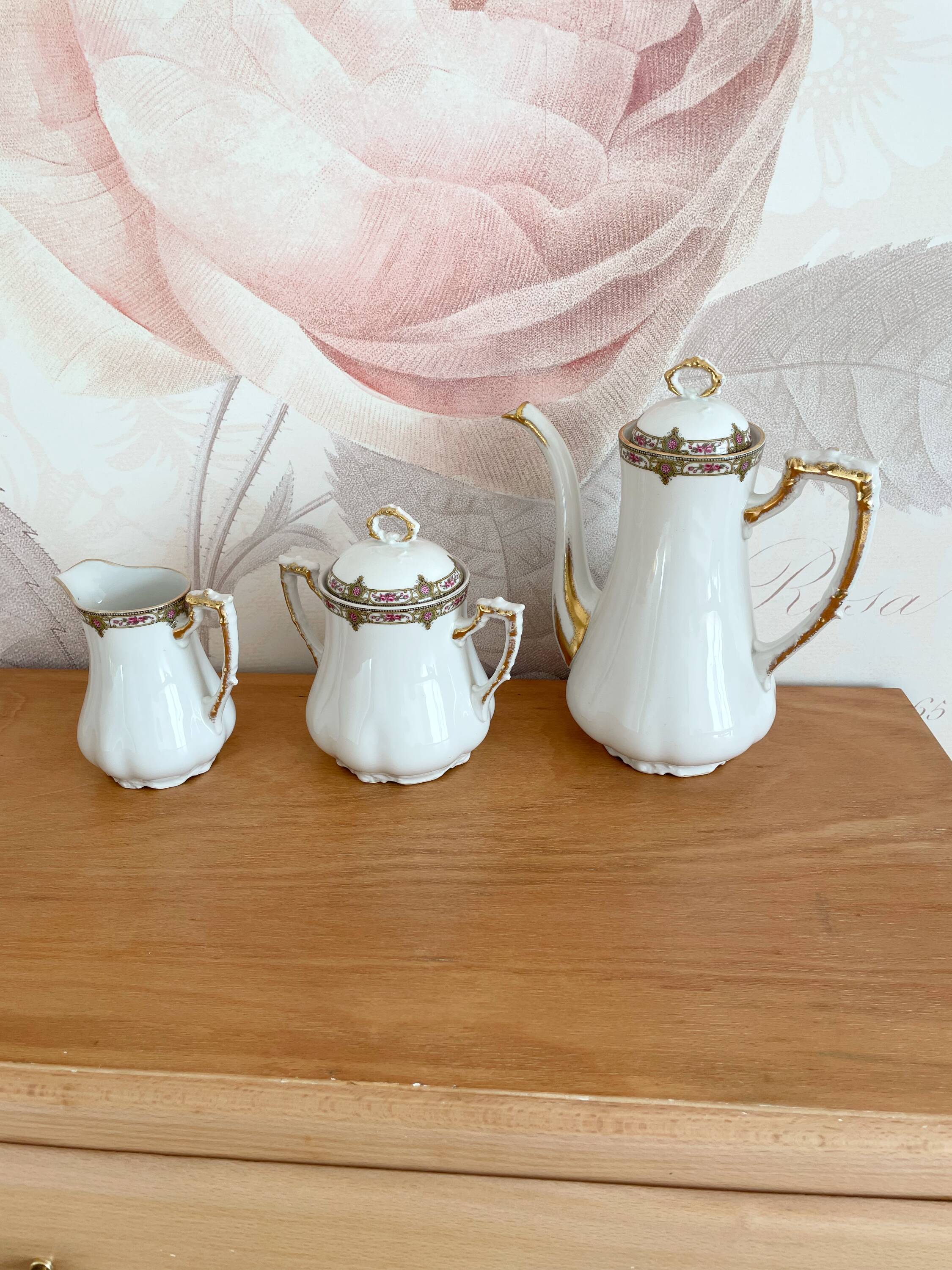 Coffee service in porcelain vignaud limoges - 1950