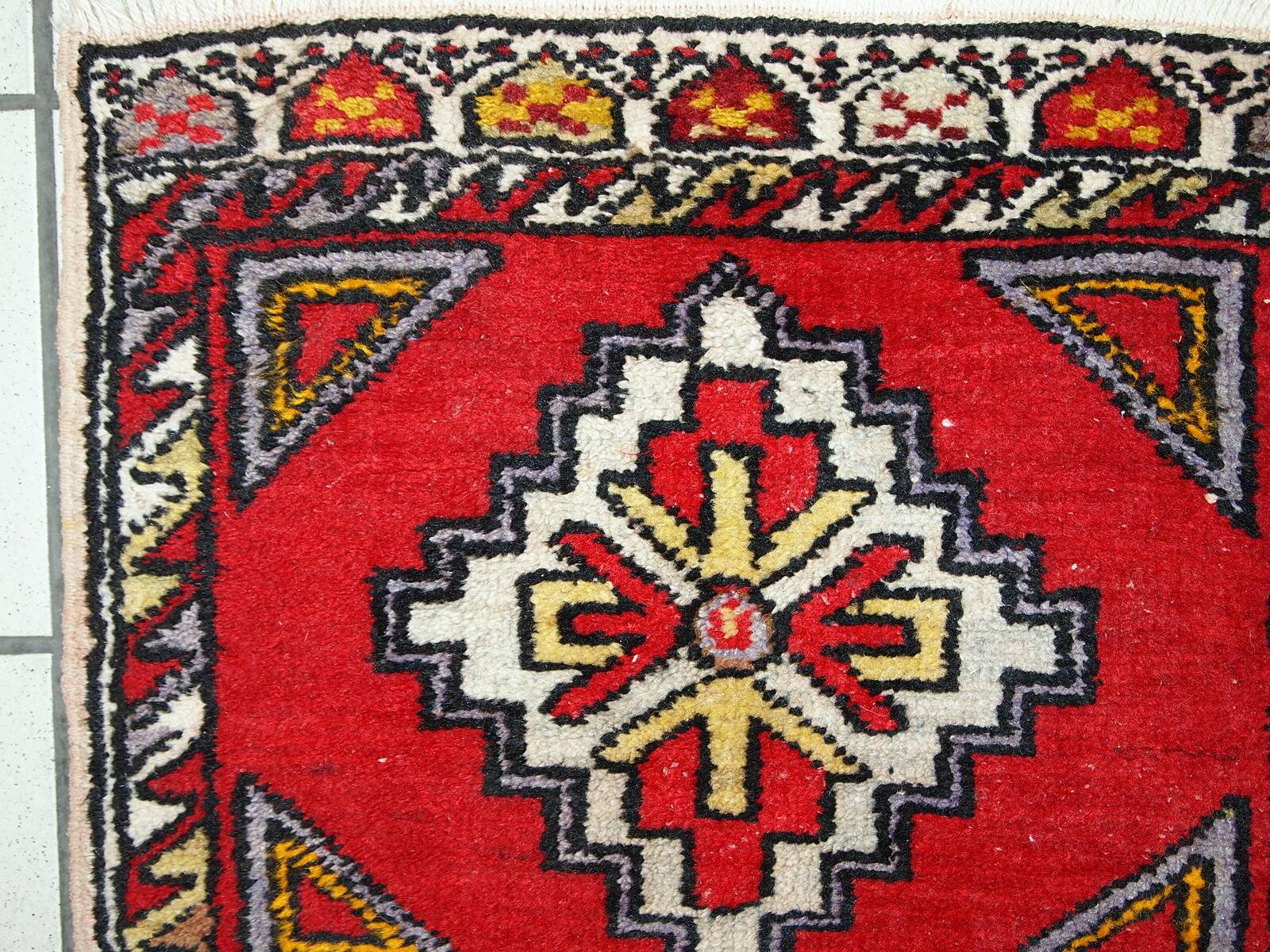 Tapis vintage fait main Yastik turc 48cm x 107cm (1950s)