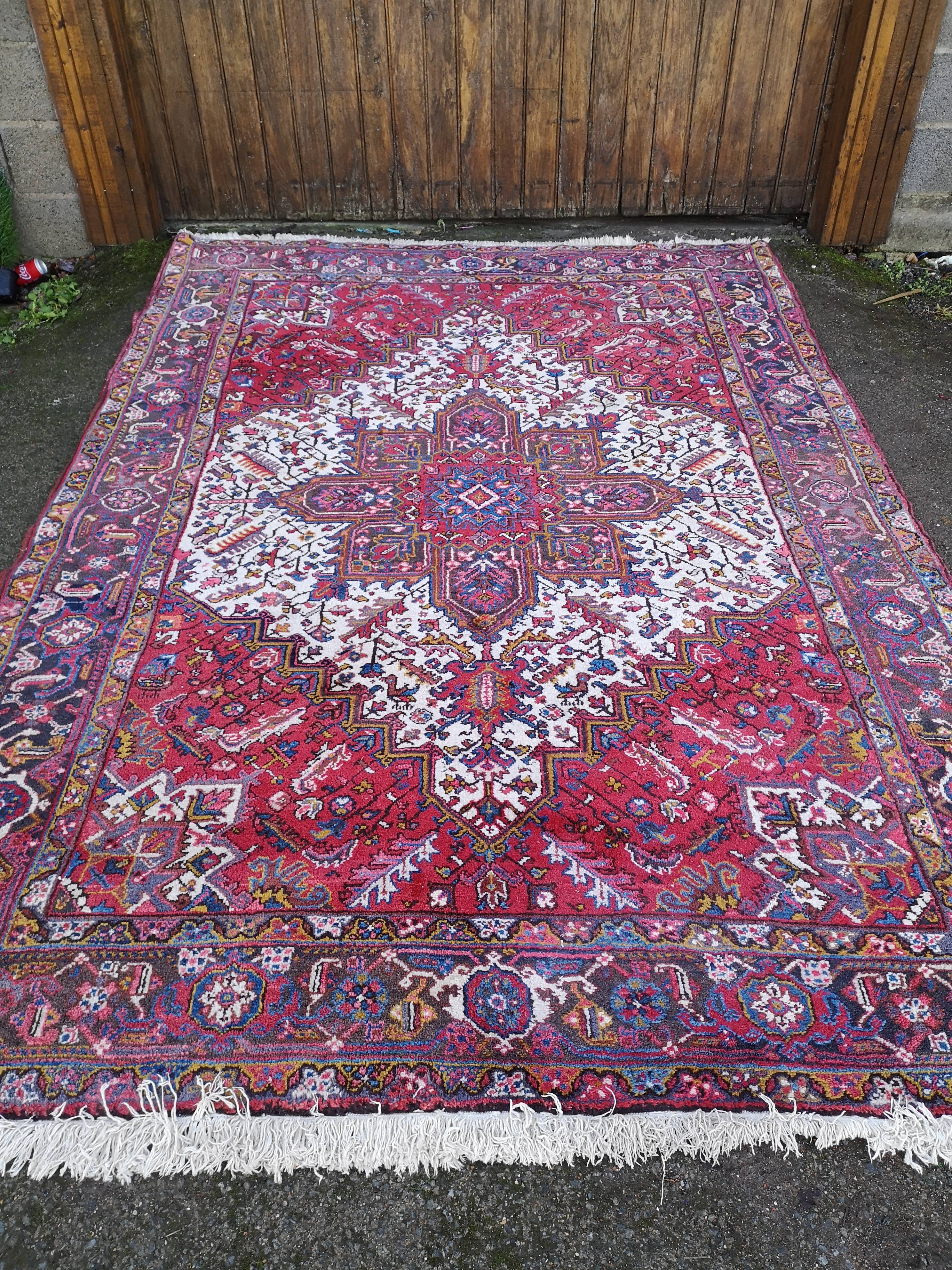 Carpets oriental 292 x 205 cm