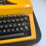 Machine à écrire ERIKA Modèle Daro Jaune Vintage