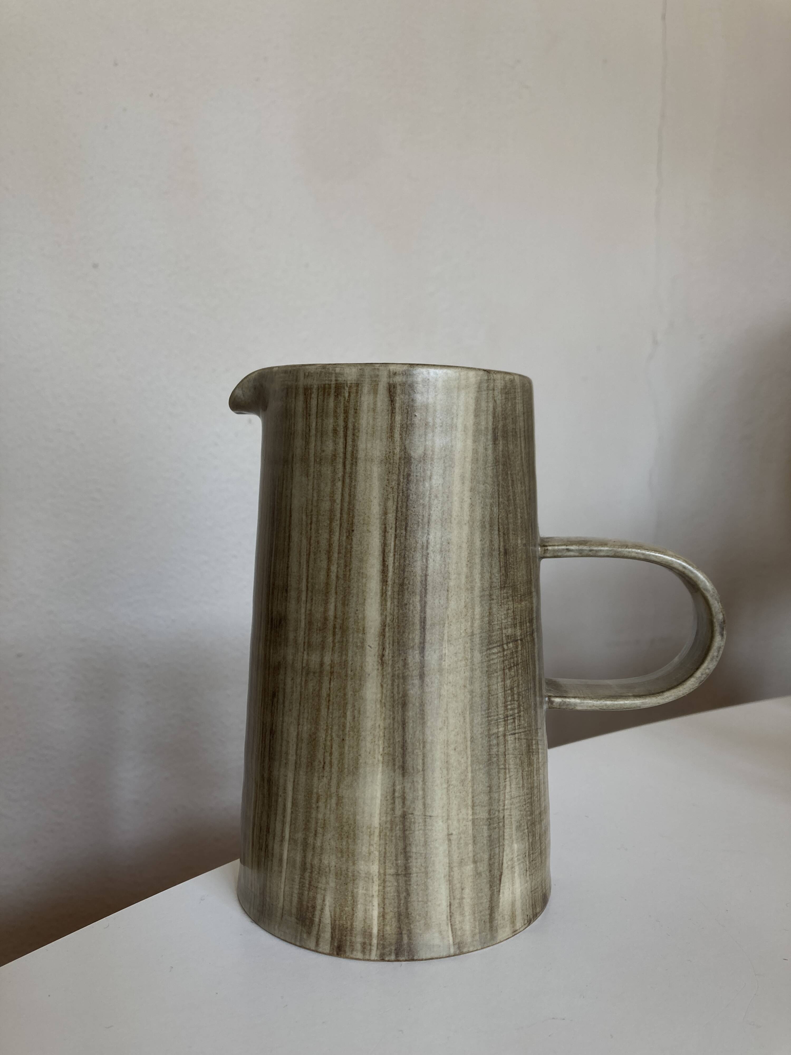 Pottery pitcher vase faux wood decor 1970 to identify