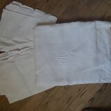 Lot d'un drap et ses 2 taies d'oreiller assorties monogrammés RR