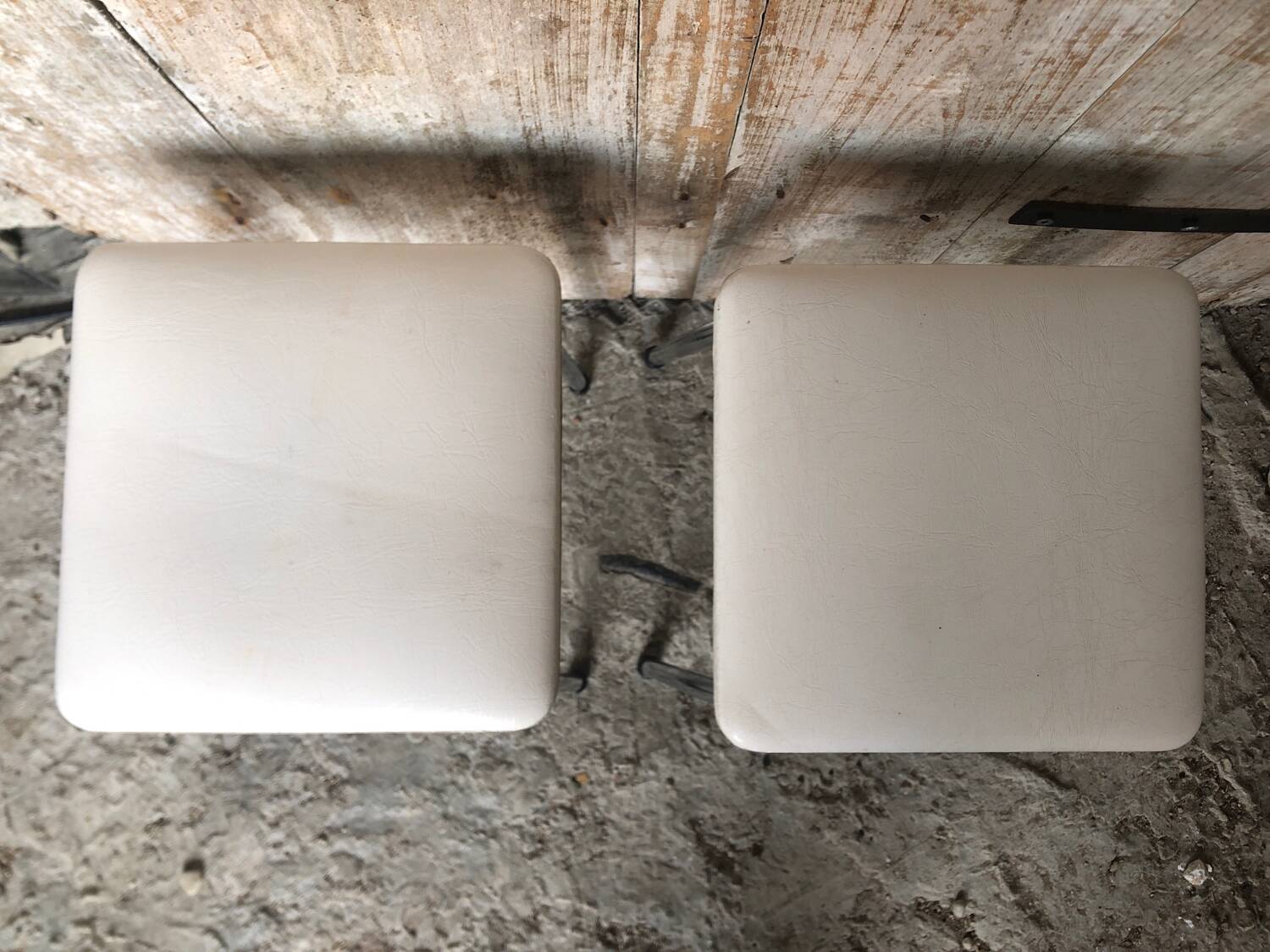 Pair of chromed metal stool + skai seat 1970s vintage