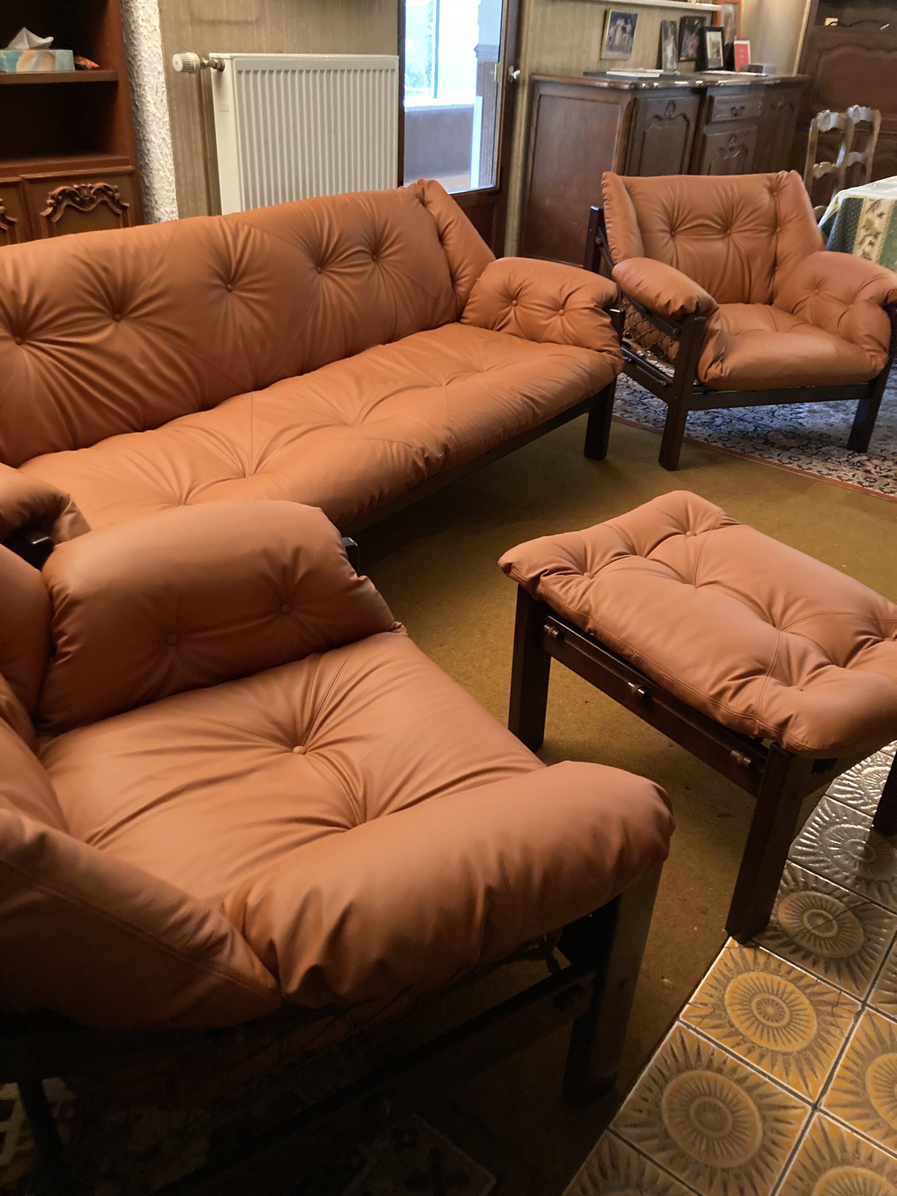 Rare set by JEAN GILLON, TIJUCA salon - 5 pieces - rosewood & leather