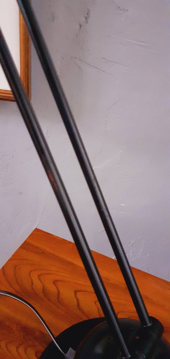 Lampe de bureau à balancier en métal noir, Italie années 1980