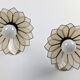 Paire appliques fleurs en nacre