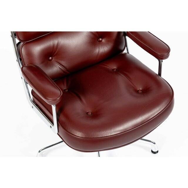 Eames Time Life Lobby office chair in red leather by Charles and Ray.